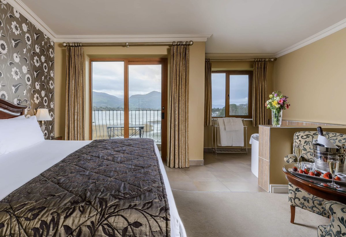 LakeHotel's tweet image. Escape to The Lake Hotel, Killarney, where luxury accommodation meets breathtaking scenery 💫💖 #escapetothelake #lakehotel #lakehotelkillarney #luxuryhotel #staycation #vacation #discoverireland