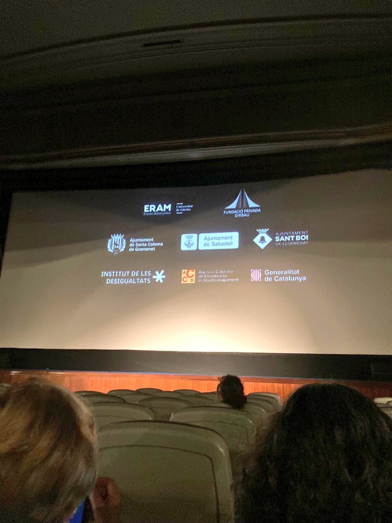 Necessari #Cinefòrum sobre les desigualtat, les violències al món i la urgència de canvis estructurals : 'Aamelat. Jornaleres de la guerra”, de la companya @evaparey al @CinemaCatalunya 

@ajtrsgenere @IDesigualtats