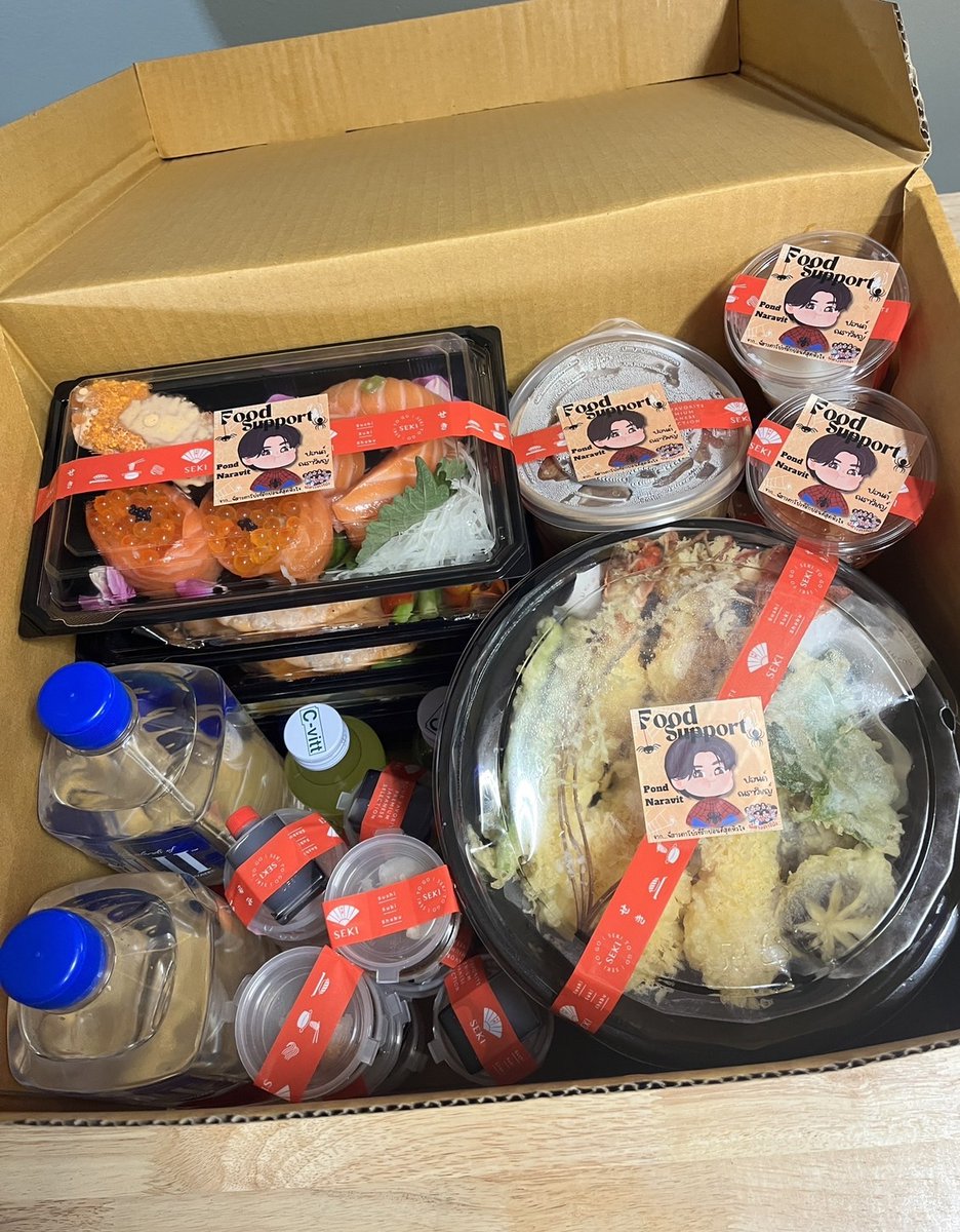 ppnaravit_home's tweet photo. Food Support #WeAreSeries Q42

มี Food Support มาส่งเจ้าปอนด์ @ppnaravit เพื่อนๆ และทีมงานทุกคนจ้าาาา 💕 วันนี้ถ่ายทำซีรีส์กันดึกเลย ขอให้ทุกคนสู้ๆ น้าาาา ✌️🧡

Special Thank 🙏 : @phisawtabow

#ppnaravit https://t.co/Wp3vX576aH