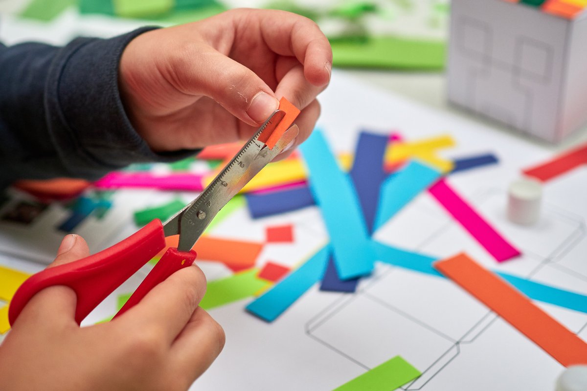 There are still a couple of spaces for the children’s craft session at Olney Library on Saturday (20 Apr) 10.30-11.30am. Book your place by emailing olneyfoliofriends@gmail.com, visiting Olney Library or phoning (01234) 711474. milton-keynes.gov.uk/events/craft-O…