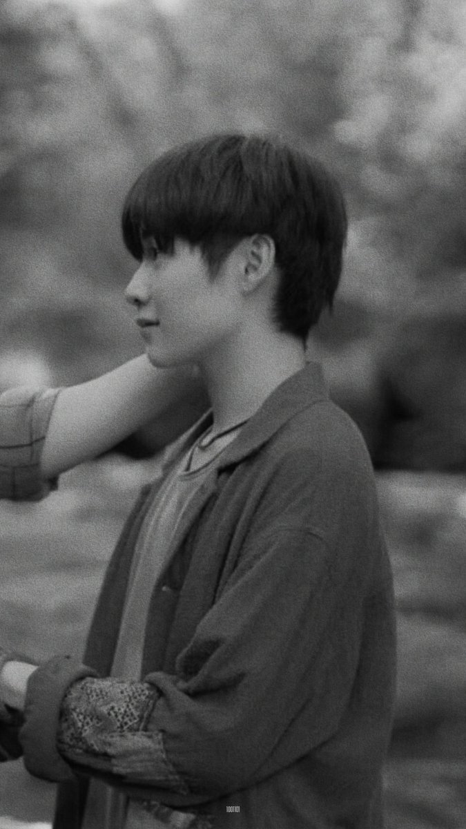 | ถ้าหากว่า (Too Late) - BOY SOMPOB
#Twoworlds