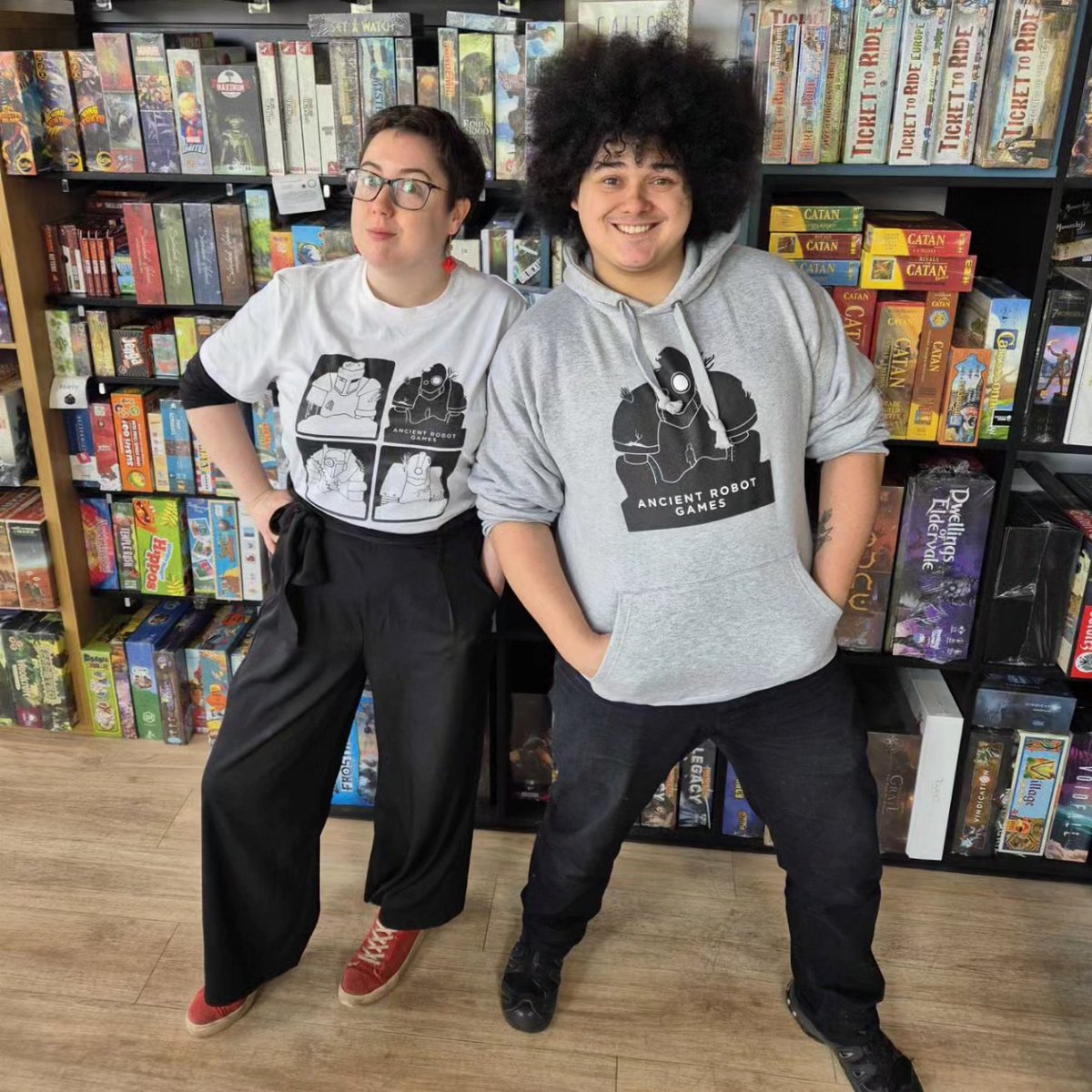 Ancient Robot Games merchandise is here! 

We have t-shirts and hoodies available with a design by the talented @CharleysChalk! 

Come get yours in store! 

#ancientrobotgames #boardgameshop #edinburgh #boardgamecafe #leith