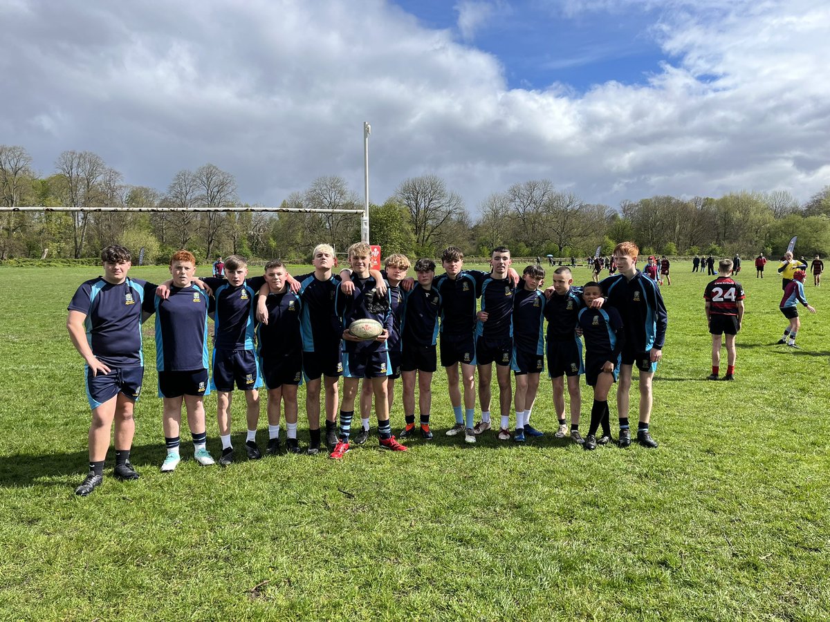 Our year 9 boys suffered a close defeat in the first game of the day #URDD7s 

Showing some great rugby and so much potential for the games left to play 🔥

Up next  - @CaerleonComp