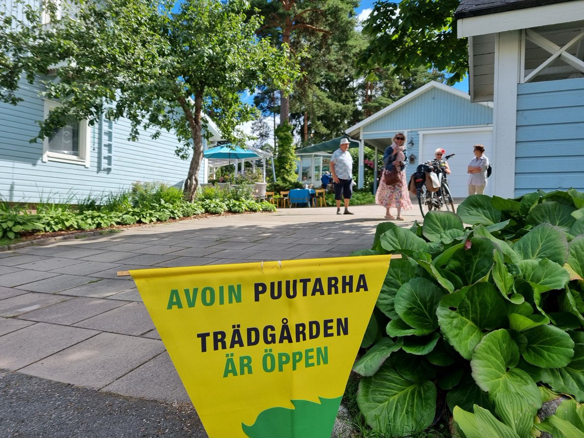 Suomen suosituin puutarhatapahtuma Avoimet Puutarhat järjestetään tänä vuonna sunnuntaina 16. kesäkuuta. Nyt on hyvä aika ilmoittautua mukaan! Martat haluaa juhlavuotenaan kannustaa suomalaisia avaamaan puutarhojaan muille harrastajille. 🌷 🌼 martat.fi/ajankohtaista/…