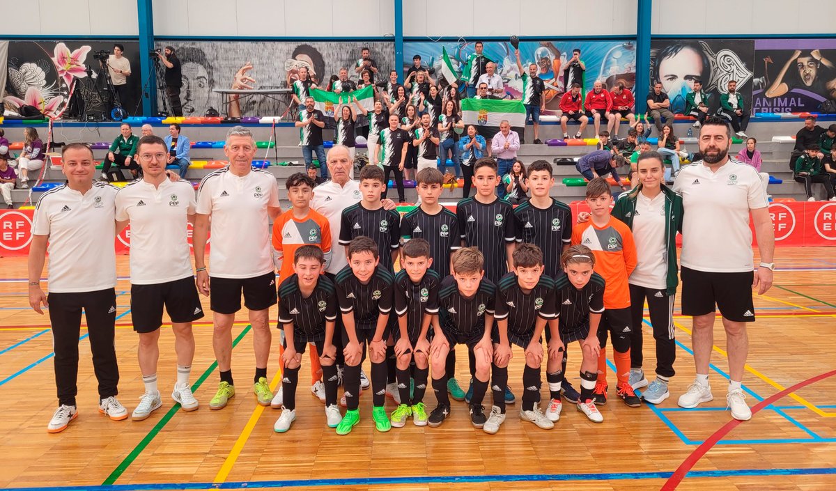 🏆 🇪🇸 | #CESA |  

👦Sub 12 MASC. Futsal

CASTILLA-LA MANCHA 4-2 EXTREMADURA

🏁Final en San Javier. Partidazo sin premio de nuestra selección Sub-12, que rindió a un gran nivel y a punto estuvo de dar la campanada. 📅Mañana, segundo partido ante Islas Baleares.

👍🏼¡Ánimo chicos!