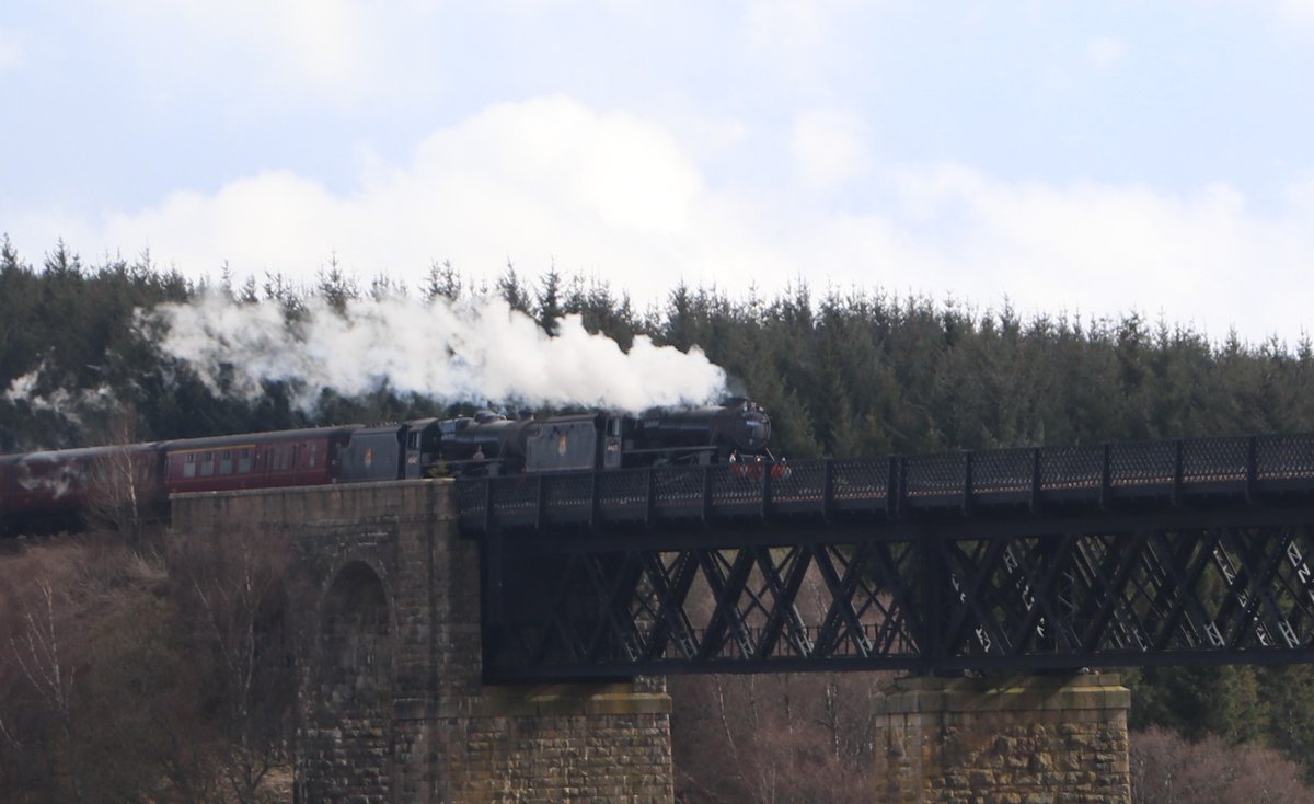 The Great Britain XVI heading North to Inverness yesterday, about to cross the Findhorn Viaduct. #HighlandMainline