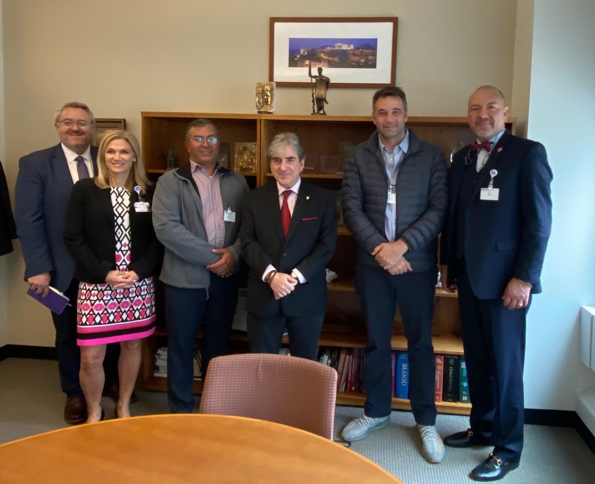 A visit by the leadership of Panama Clinic from Panama City yesterday and today here @LurieCancer, discussing potential collaborations in cancer. With the Panama Clinic CEO Theo Constantinou and medical leaders & @NorthwesternMed international team. @thesuz07 @AlexZafirovski