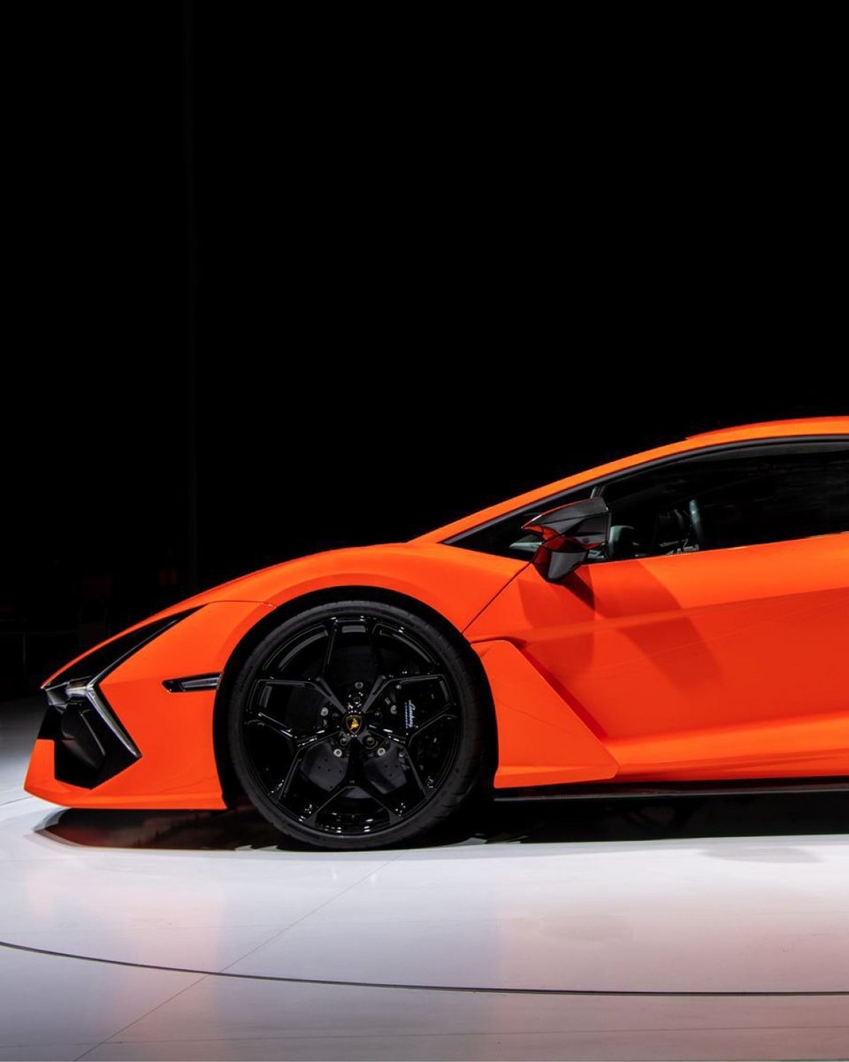 LamborghiniChel's tweet photo. Experience the exhilarating power of the Lamborghini Revuelto as it dominates every twist and turn with unmatched prowess.

#Revuelto #FromNowOn #LamborghiniChelmsford https://t.co/J4fKefAvbs