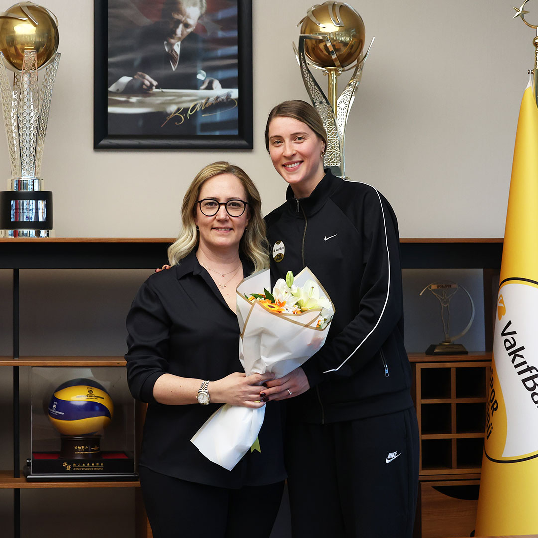 Thanks Bianka 💛🖤

It's time to bid farewell to Bianka Busa, who joined our team at the beginning of the season. We would like to thank her for her efforts for our club and wish her success in her career. ⚡

#ForMore #VolleyBall