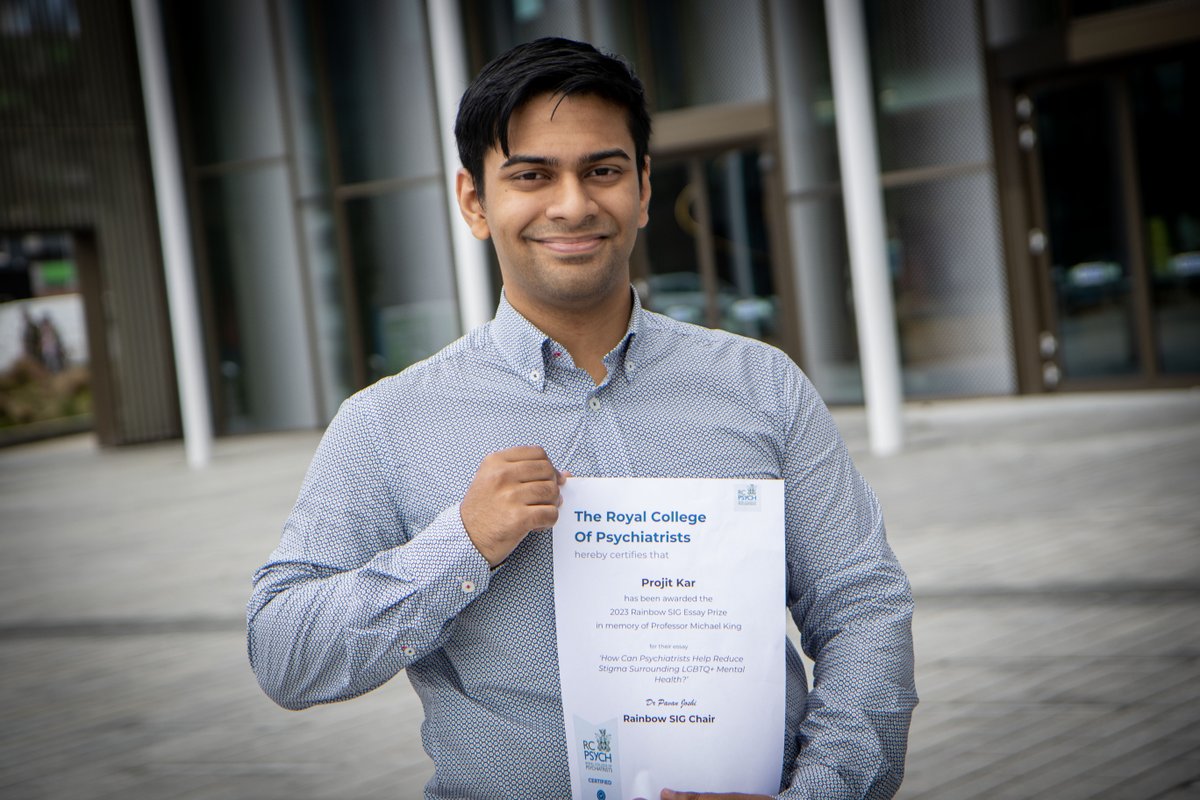 Congratulations to our 4th year medical student Projit Kar who has won a @rcpsych prize for his essay on #LGBTQ+ mental health and the role of the psychiatrist in reducing stigma ow.ly/Q7gj50RhR4p