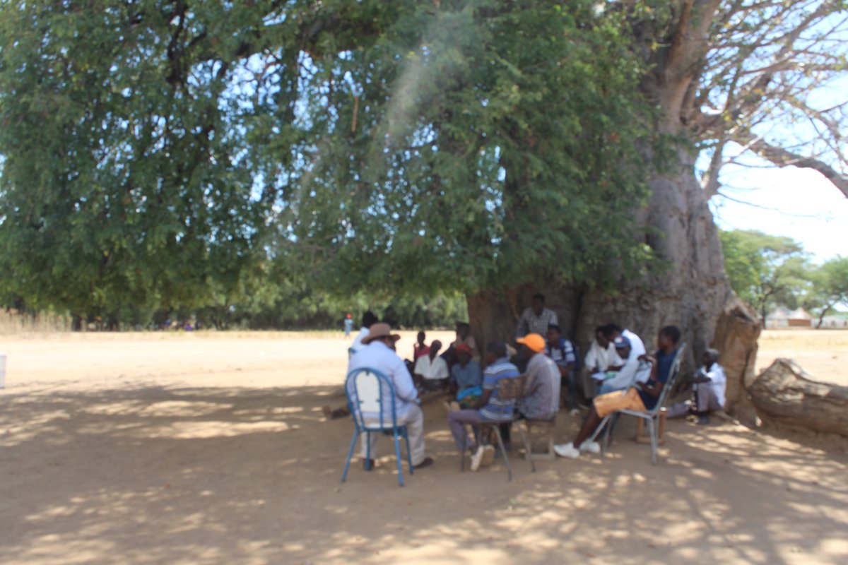 fctzim's tweet photo. Day 3 highlights of P-FIM pilot in Mbire - Mushumbi community group discussions, with @WHH_Zimbabwe and @mvuramanzi  to develop people-centred, locally led early action protocols (EAPs) by identifying local challenges and exploring people-centred solutions. #CommunityEngagement https://t.co/DhGqU1zh5Y