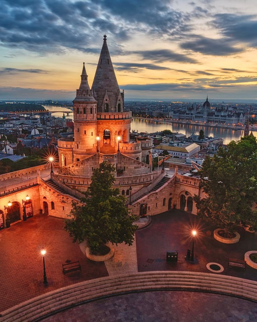 Budapest, Hungary 🇭🇺 
📸: Agi Noszek