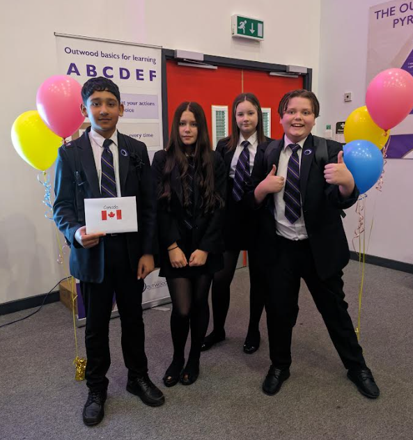 OACarlton's tweet photo. It's #BigFatQuiz time again.ย Students involvedย are all those who nailed their #MastersOfRecall last term. Well Done Canada #TransformativeCulture
@OACarlton https://t.co/C6NeBGW2SA