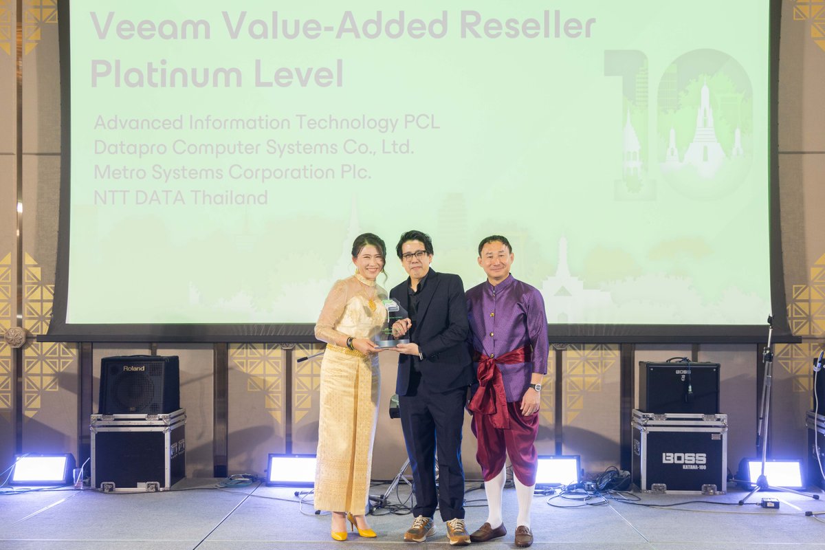 nttdata_inc's tweet photo. Kudos to our Thailand team for receiving the ‘Top Innovation Partner’ and ‘Veeam Value-Added Reseller Platinum’ Awards for its ongoing commitment to excellence and innovation.
Kudos to the team for such laudable moments.
#NTTDATAAPAC #NTTTeam #InnovationSolutions https://t.co/tZhC1aSr4w
