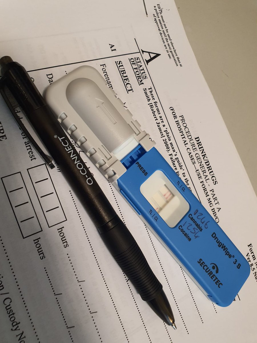 Vehicle stopped in Guildford by #VanguardRST as there were children unsecured. Upon being stopped, the driver provided a positive #DrugWipe for cannabis (they had had 8 joints the previous night). Driver #arrested. #Fatal5 #OpFatalFails