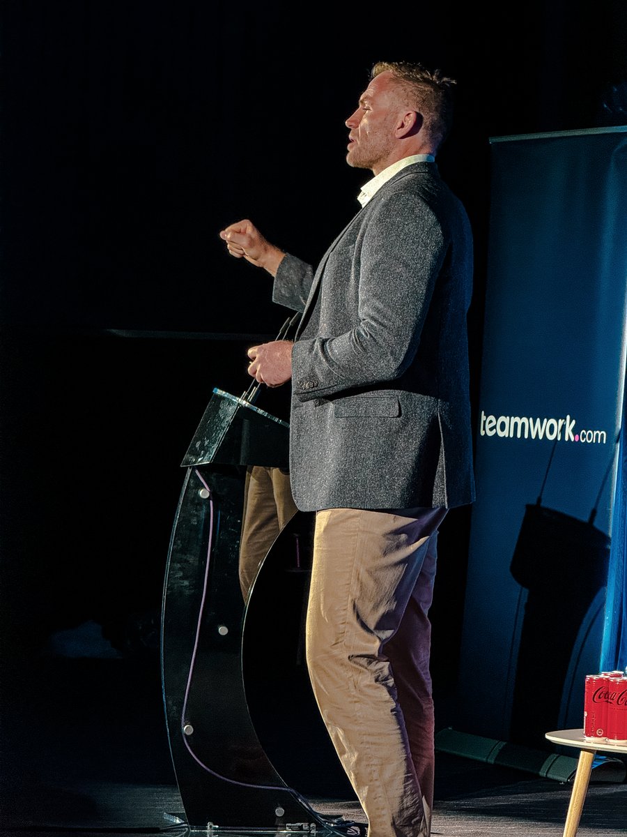 Teamwork.com tweet media