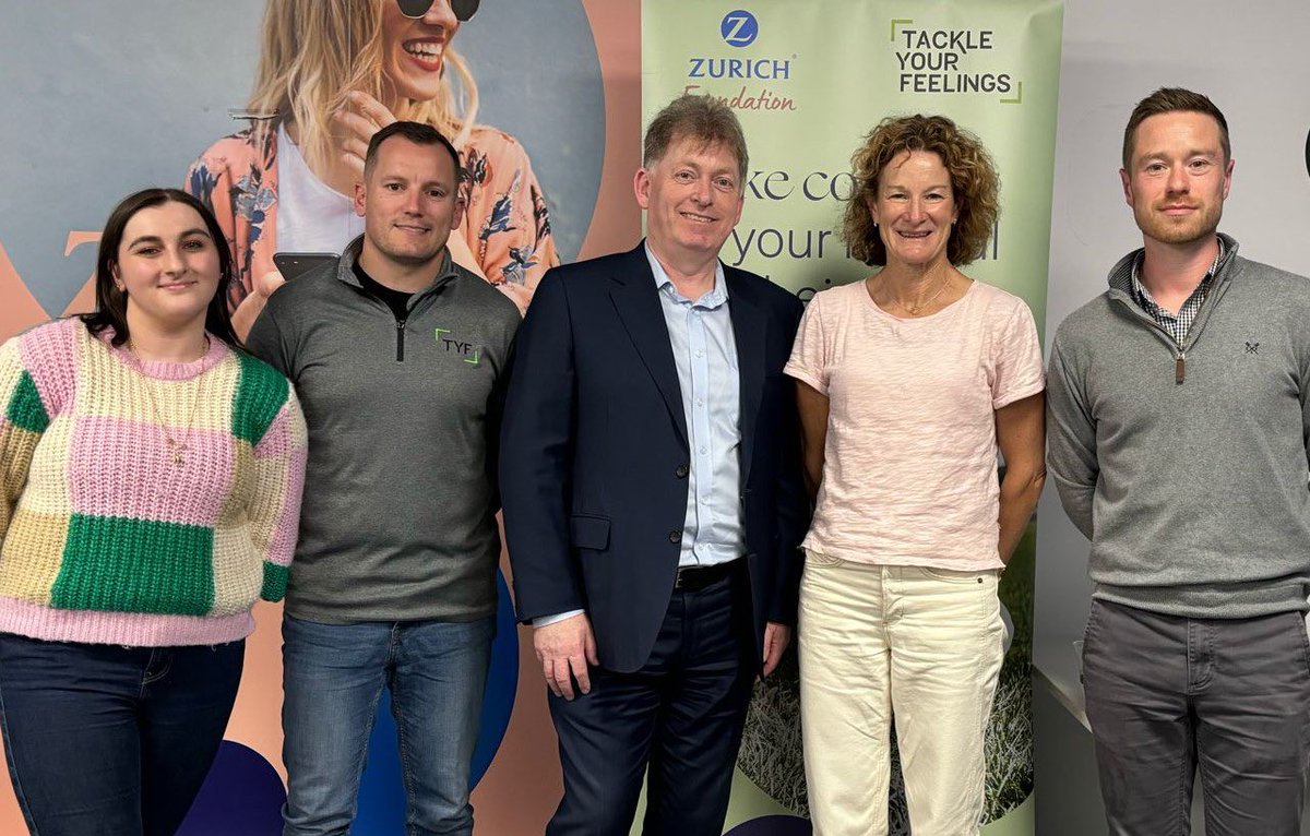 “As a child I quickly realised that the goal wasn’t to run up the hill, it was to run over it”🏃🏻‍♀️ Honoured to have met @soniaagrith at a #wellbeing session facilitated by @Zurich_Irl Don’t just get through the challenge, conquer it 👍🏻 #TackleYourFeelings