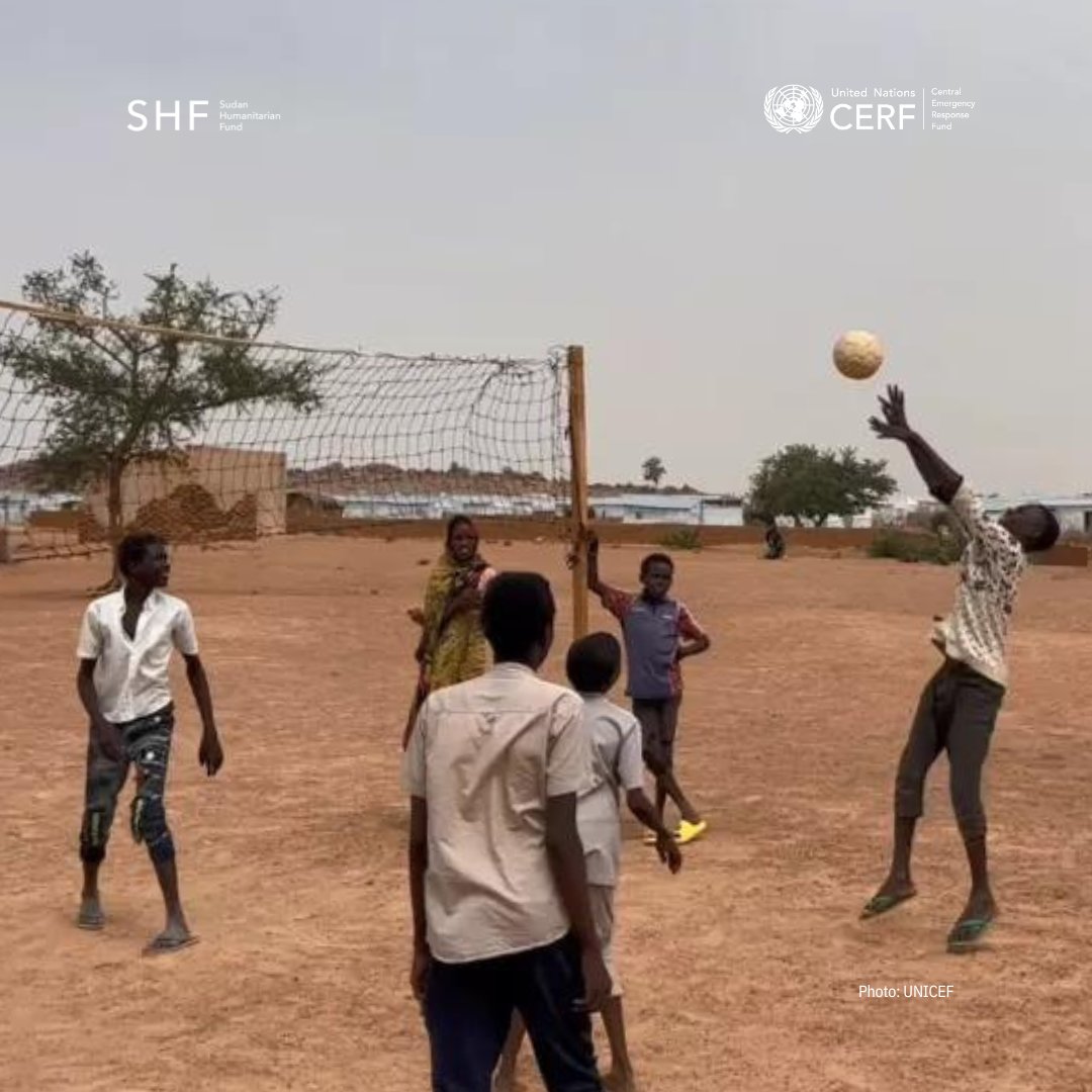 “We have games. We can model with clay & draw,” said Malaaz at a child-friendly space in #Sudan.

With help from @UNCERF & @CBPFs, partners like @UNICEF are helping traumatized, displaced children with special activities & counselling ➡️ bit.ly/3TYOJRF

#InvestInHumanity