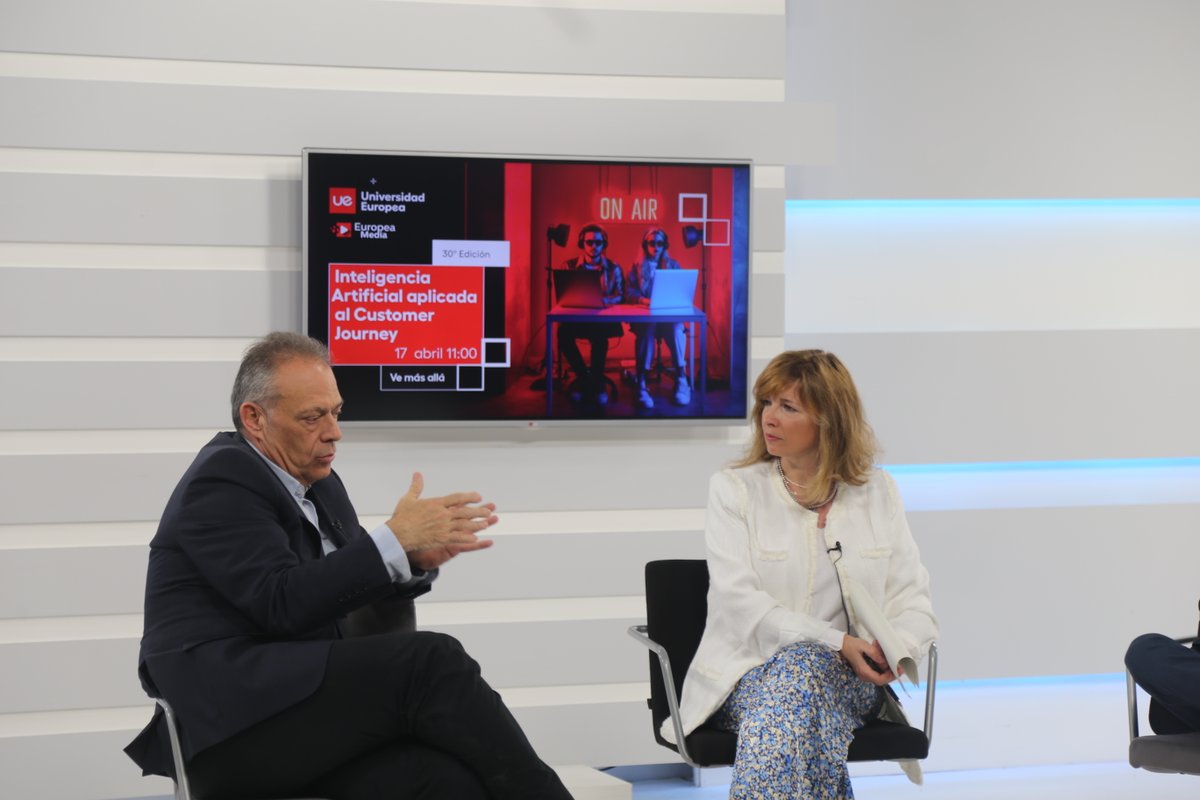 joaquin_perez's tweet photo. Manuel Ortiz Paredes. Dtor. General España y Portugal de @SEPTEO ha compartido diálogo con el director de Smart Travel News, Juan Daniel Núñez sobre #IA y herramientas para mejorar procesos.  @ueuropea #30SCM #PublicidadUE #MarketingUE https://t.co/pYaBvz5KhO