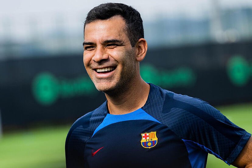 carpetasFCB's tweet photo. 📁 @sport 

El elegido: Rafa Márquez. Si no se produce un giro inesperado de los acontecimientos y Xavi cambia de opinión, el mexicano se hará cargo del primer equipo la próxima temporada. https://t.co/BzWKfmbV5d