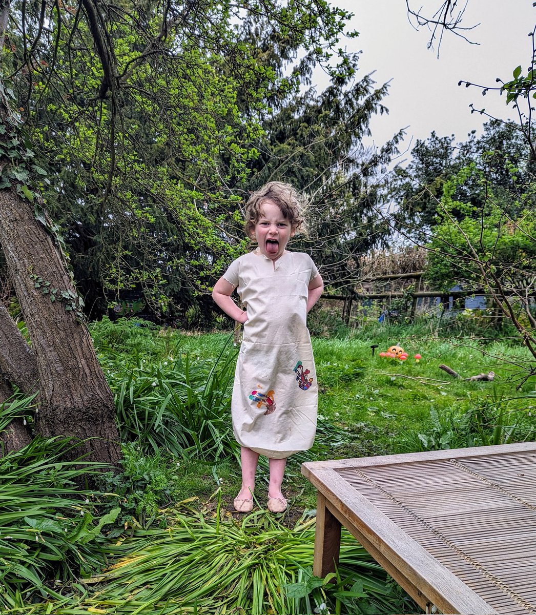Bizarrely,I was sent me the 1st picture when Dora (in plaits) suddenly appeared in a (new🤦🏻‍♀️)pillow case she'd decided to turn into a dress...to go fishing.She always reminds me to seize the moment. #nature #gonefishing #fashiondesign #creative #learntoshineschool #autism #ADHD
