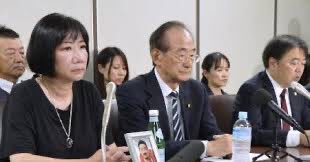 @BGatesIsaPyscho Bereaved families sue gov over vaccine damage. -Japan 'Promotion of vaccination is illegal' The dangers of vaccines are not shared with the public. The media makes the vaccine damage look small. The number of vaccine victims is increasing, but it is not being reported by the