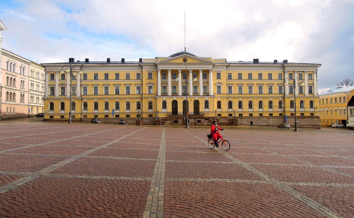 Tapahtuma_teo's tweet photo. Hallituksen kehysriihi on pidetty. Tapahtumateollisuus ry haluaa nostaa esiin erityisesti kaksi näkökulmaa riihipäätöksiin liittyen:

1/6 https://t.co/rIJuhbk27R