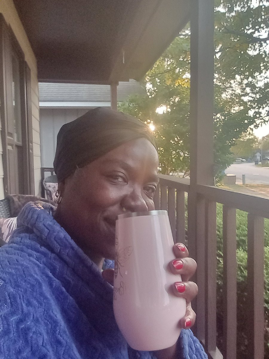 SarahKnox746714's tweet image. Good morning holy spirit and everyone else, no weapons formed against me shall prosper in Jesus name, #Amen.#GodsGraceAndMercy on me.
Just chilling with my coffee #QueenBeeVibes #QueenBeeWorld. 
#확실한_확신의행복_햅휘데이 #세븐틴_오피셜포토_바로여기 #wednesdaythought