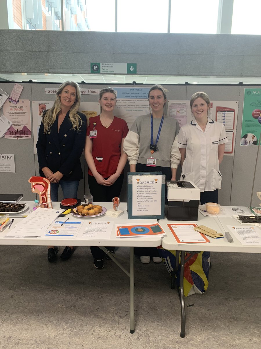 Some of our wonderful HSCPs here in @MaterDublin 🏥 celebrating all the HSCPs and #integratedcare on #HSCPDay2024 😀 Drop by and say hello 👋🏼