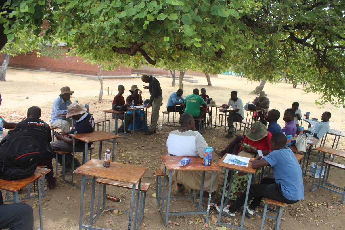 fctzim's tweet photo. Day 3 in Mbire Ward 3 with @WHH_Zimbabwe and @mvuramanzi piloting #PFIM through #WAHAFA #CommunityEngagement @ACF_Zim @fpc_online @nutriactionzim @WorldVisionZim @ActionAidZim @moysarzim @ParliamentZim @UsaidZimbabwe @UNDRR https://t.co/FXEzJCuZfg