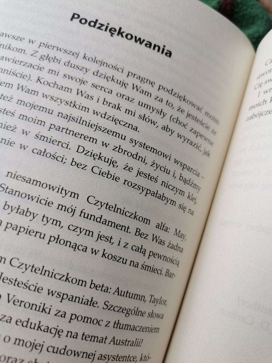 ksiazkowanatala's tweet photo. To nie ja pochłonęłam tą książkę...
To ona pochłonęła mnie 😳❤️
#doesithurt? https://t.co/LsExeSumUC