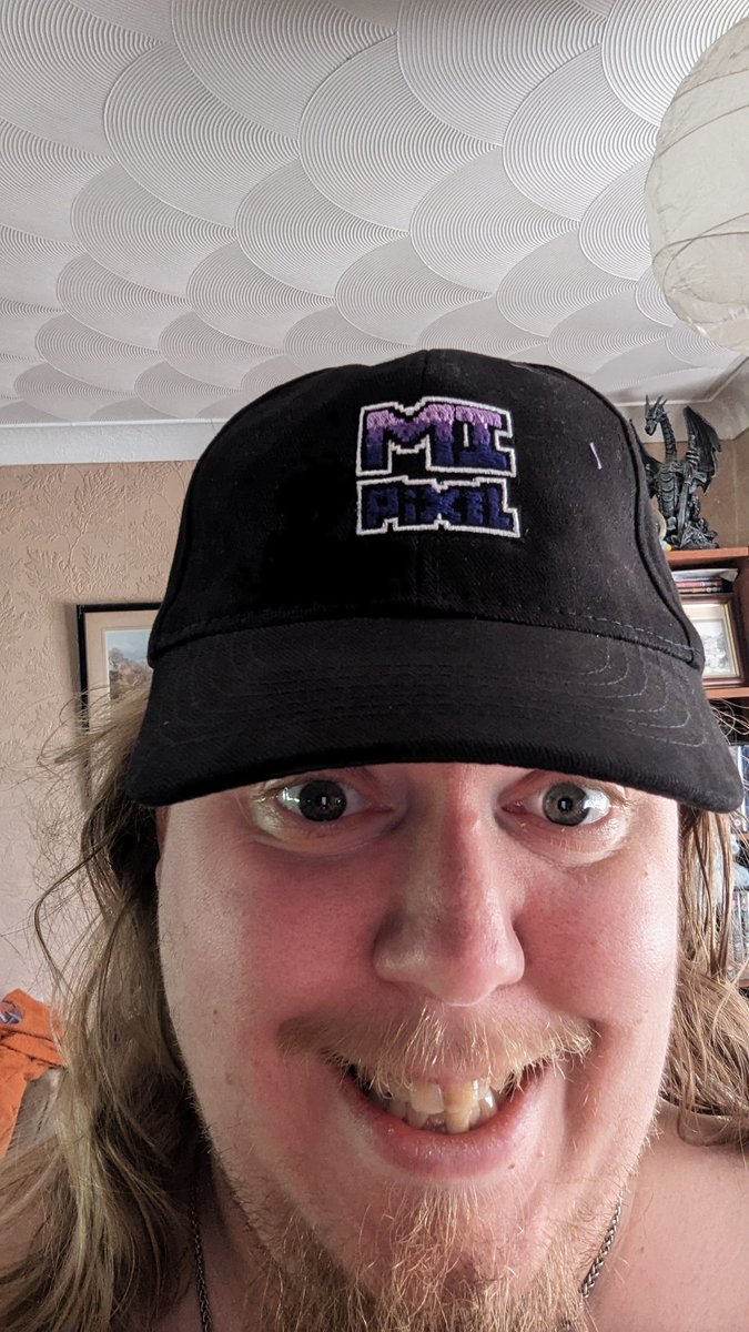 MIPixelStudios's tweet photo. It's come out a little purple somehow but!.... #MI_Pixel hat 😁 https://t.co/d2RDah6kzr