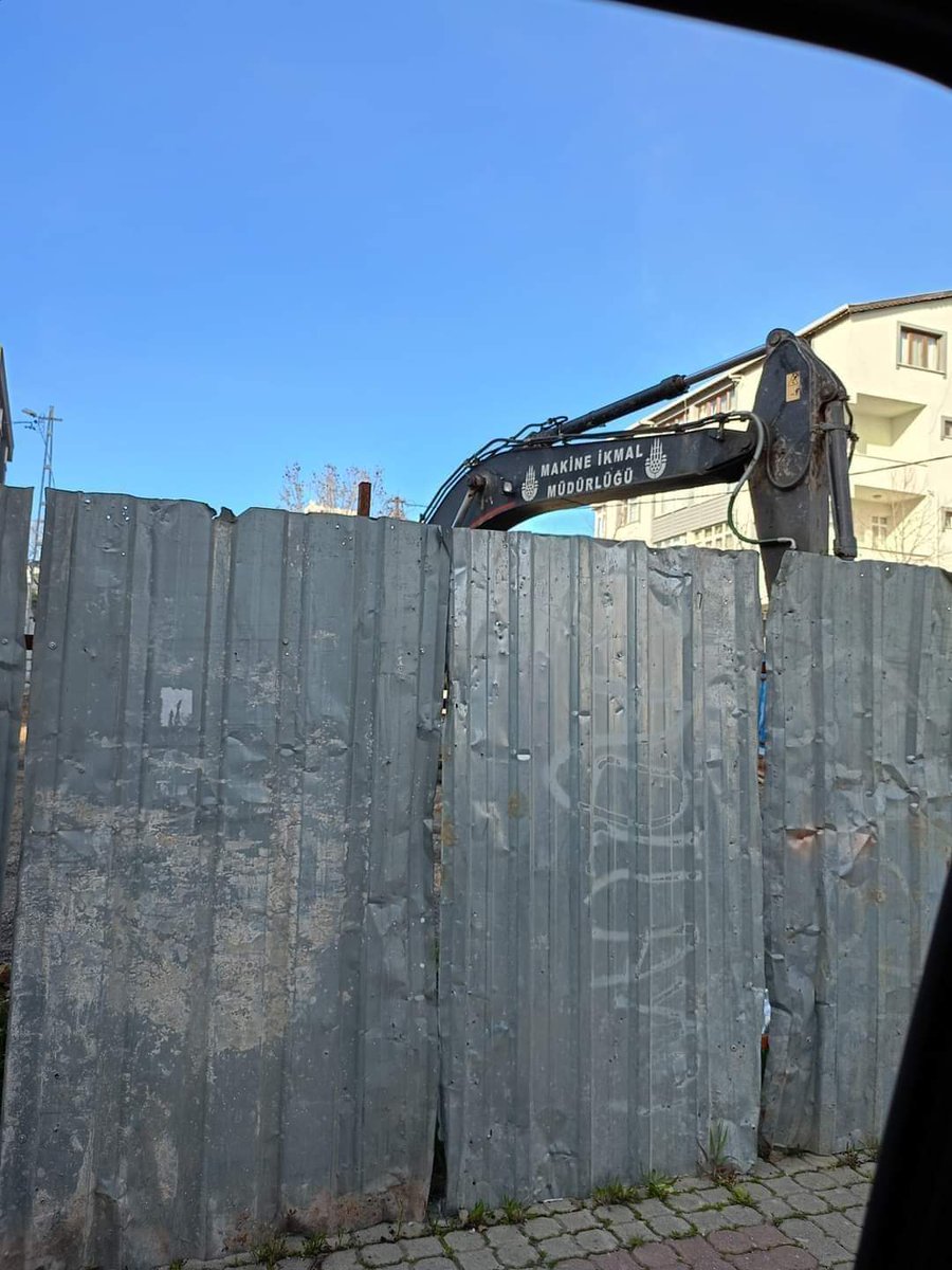 İş makinanızın çalıştığı bu şantiyenin, Çekmeköy de 'Süleymancılara ait bir yurt inşaatı' olduģu iddası doğru mu? @haberibbcomtr @IBBcozummerkezi