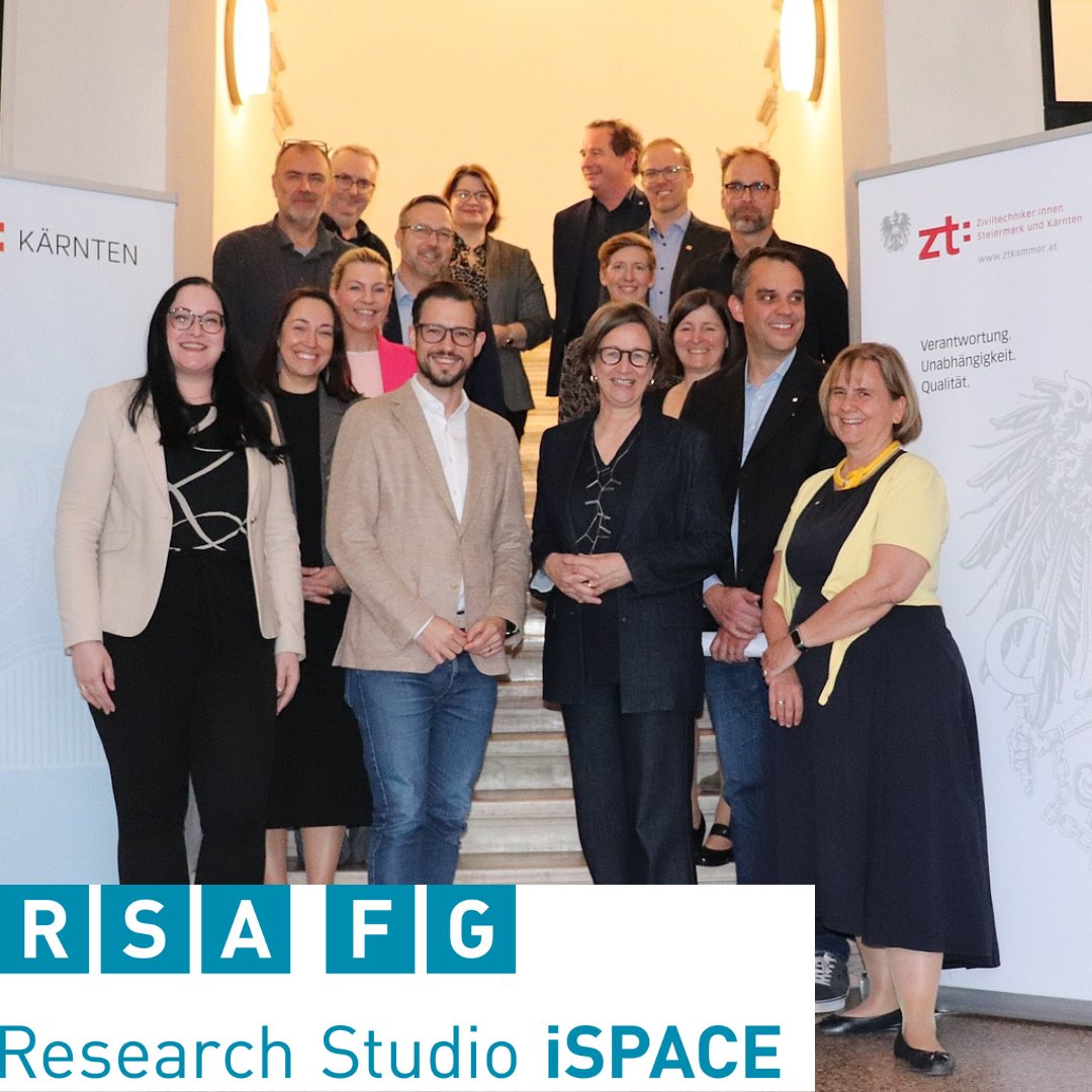 Unsere iSPACE-Expertinnen Ingrid Schardinger und Sabine Gadocha (rechte Seite mittig) stellten bei "Kärnten klimafit gestalten" Werkzeuge für zukunftsfähige Energie- und Siedlungssysteme vor: researchstudio.at/rsa-fg-experti…
Foto: Land Kärnten