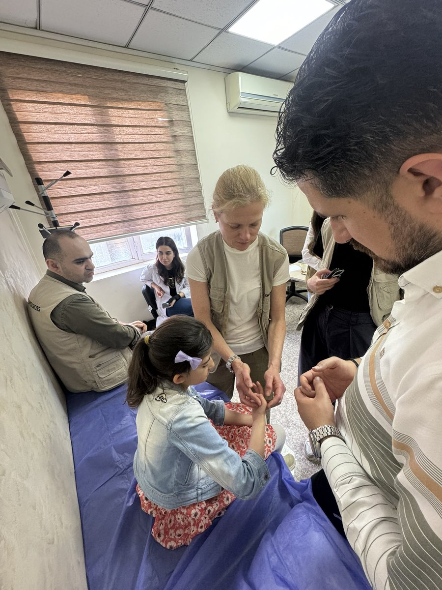 SWISSCROSS's tweet photo. Our team got to work screening patients referrals coming through @BarzaniCF in #Erbil this week.
Dr Natasha Forster was joined by @MustafaSubhe and @Lass_Azad and our colleagues from BCF.
#ScreeningPreSurgery
#ReconstructionSurgery
#Refugees https://t.co/URmA7KRW7N