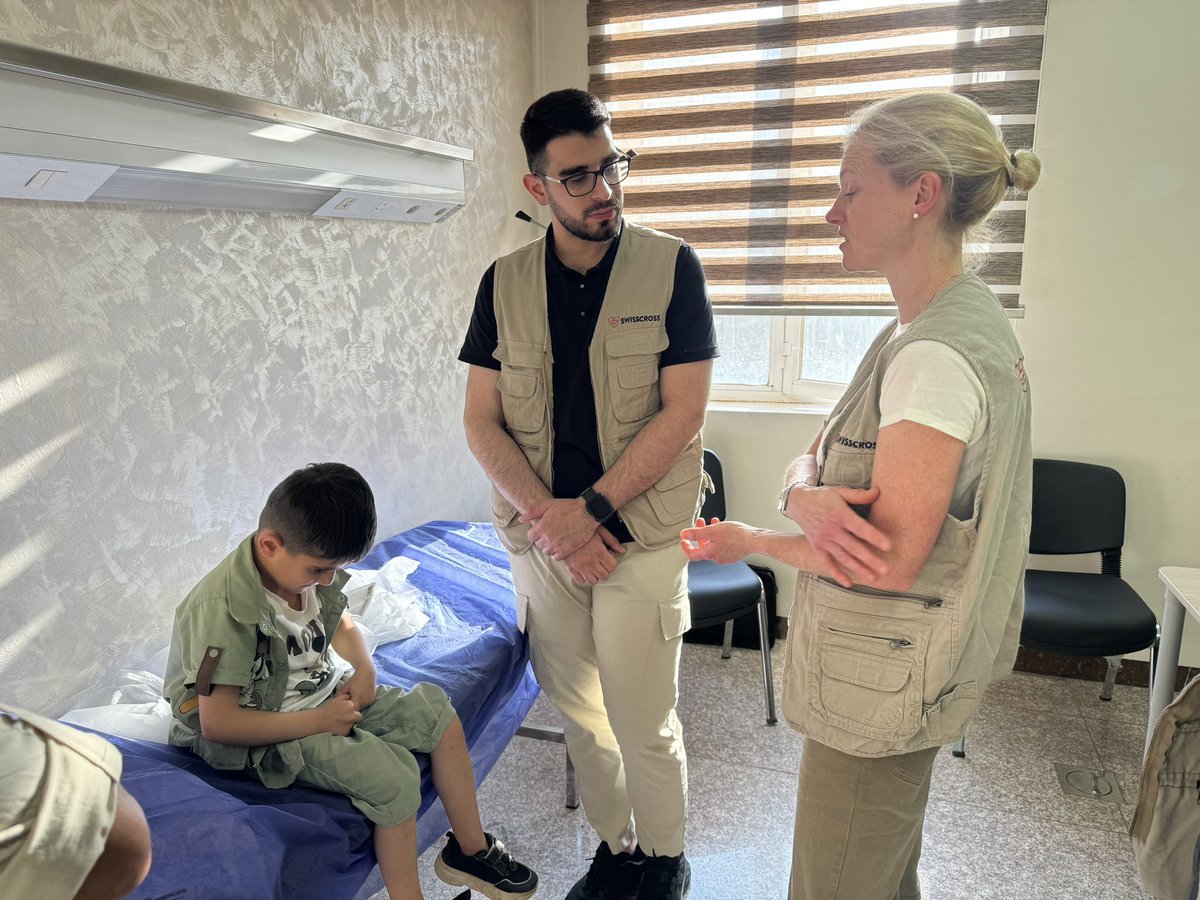 SWISSCROSS's tweet photo. Our team got to work screening patients referrals coming through @BarzaniCF in #Erbil this week.
Dr Natasha Forster was joined by @MustafaSubhe and @Lass_Azad and our colleagues from BCF.
#ScreeningPreSurgery
#ReconstructionSurgery
#Refugees https://t.co/URmA7KRW7N