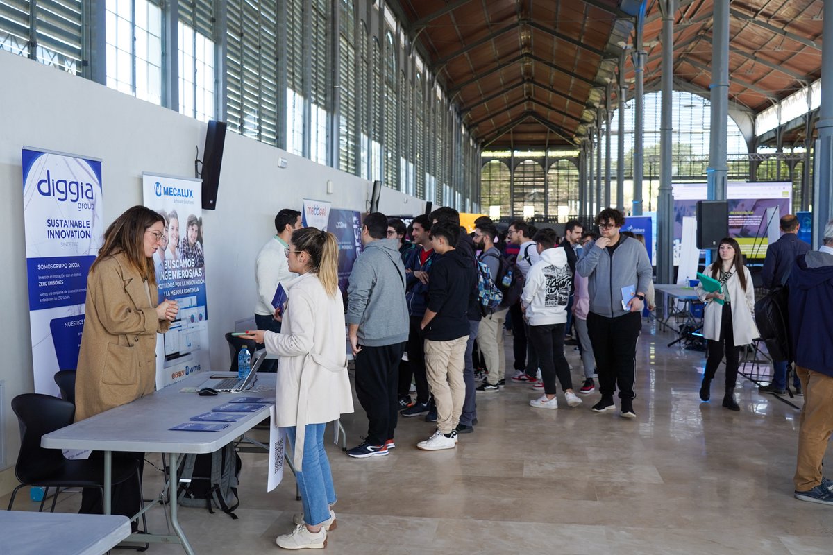 Junta_Ex's tweet photo. La Feria del Talento Tecnológico 'Extremadura Tech Talent' se celebra para conectar oferta y demanda de empleo tecnológico.

Esta iniciativa tendrá lugar el 3 de mayo en el Edificio Garaje 2.0 de Cáceres.

📲 @educacionEXT

👉 Todos los detalles | https://t.co/qNK7oYLeh4 https://t.co/eI0PkyqlKQ
