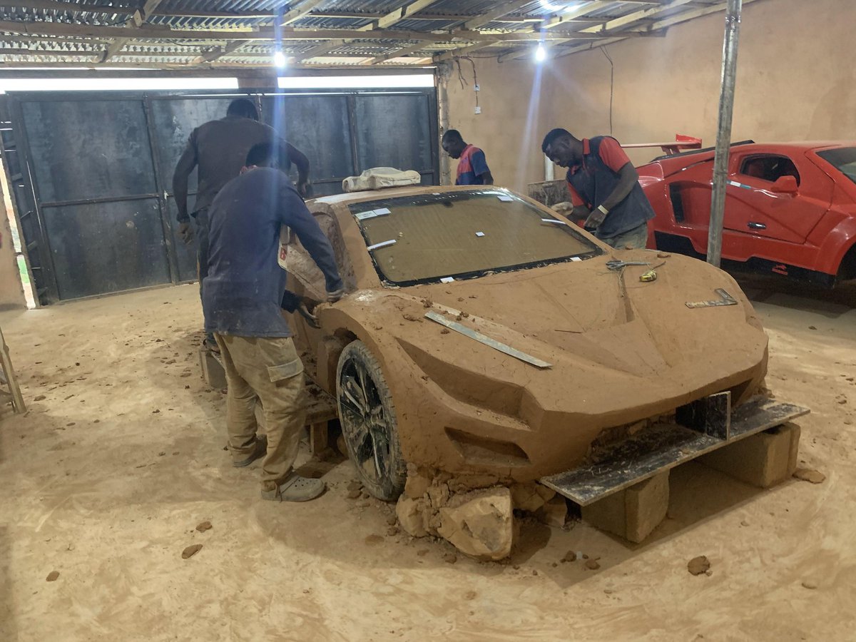 Clay modeling is where dreams meet reality, where imagination takes form
#benniesternum #bennieautomobile