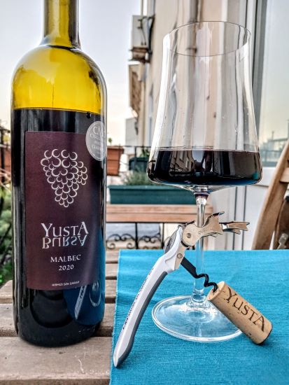 It's World Malbec Day! I'm celebrating Turkish style with a wine from Marmara region's Yusta Bursa. What are you drinking today? thequirkycork.com/malbec-world-d…