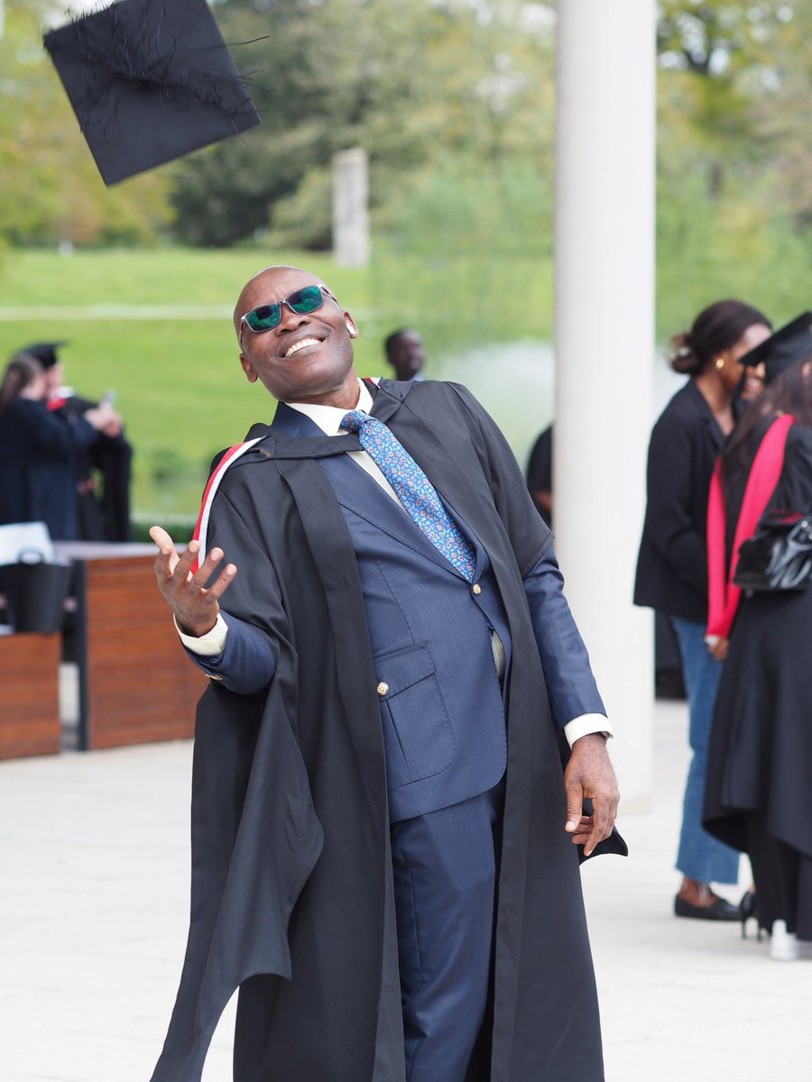 Day 3 of #EssexGraduation saw our @UniEssexOnline graduates welcomed onto campus to celebrate their amazing achievements. Even the sun came out for our fantastic graduates. Find more photos here: brnw.ch/21wITKu