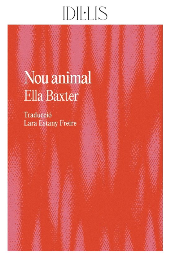 «Idil·lis», la col·lecció eròtica de narrativa en català de l’editorial gironina Edicions de la Ela Geminada, ens presenta Nou animal, la primera novel·la de la impecable i perspicaç Ella Baxter. ✍️Carla Guzmán:lacentral.com/blog/ella-baxt… #lacentralrecomana