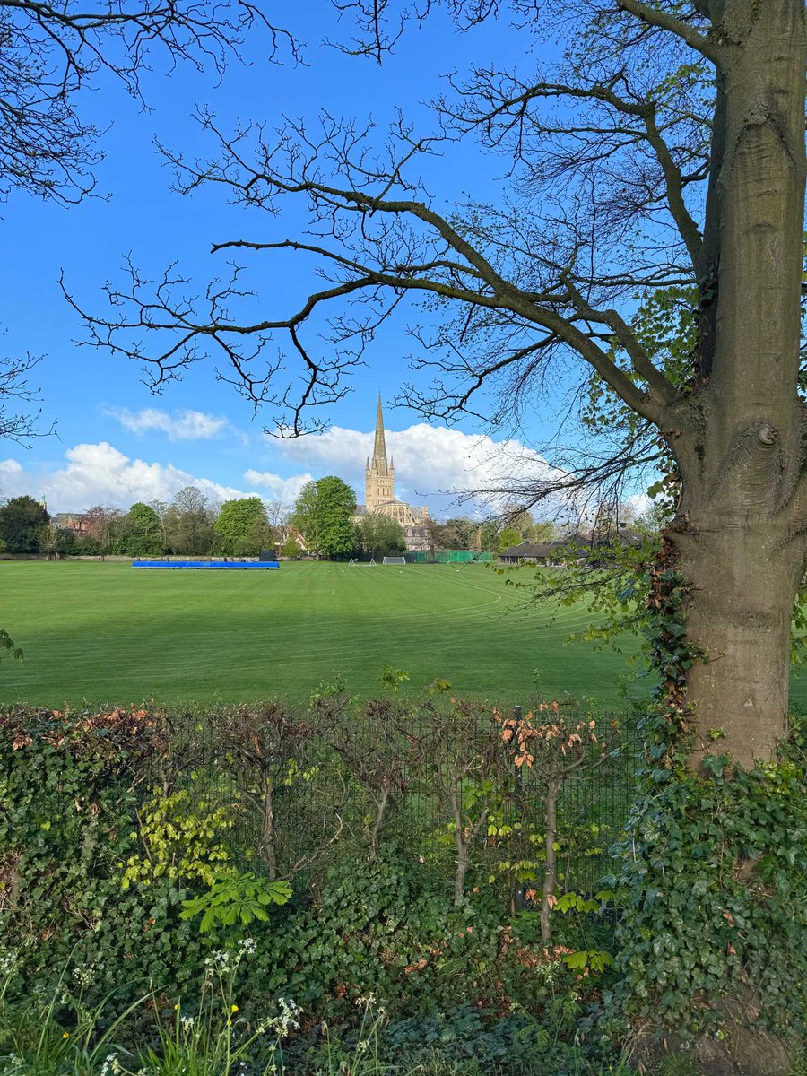 Norwich Cathedral this morning. #Norwich