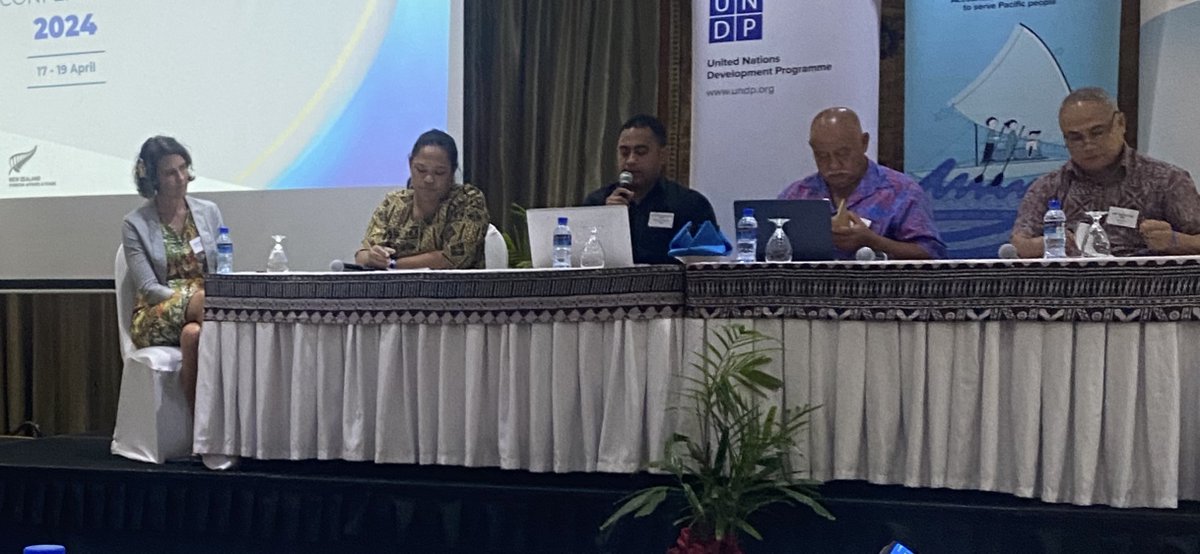 SAI_Tonga's tweet photo. SAI Tonga, Ministry of Finance, Civil Society Tonga and Chairman Public Accounts Committee, share their experience on how they work together to strive for an effective Public Finance Management in UNDP Fiscal Oversight workshop https://t.co/SwBMXZVnGX