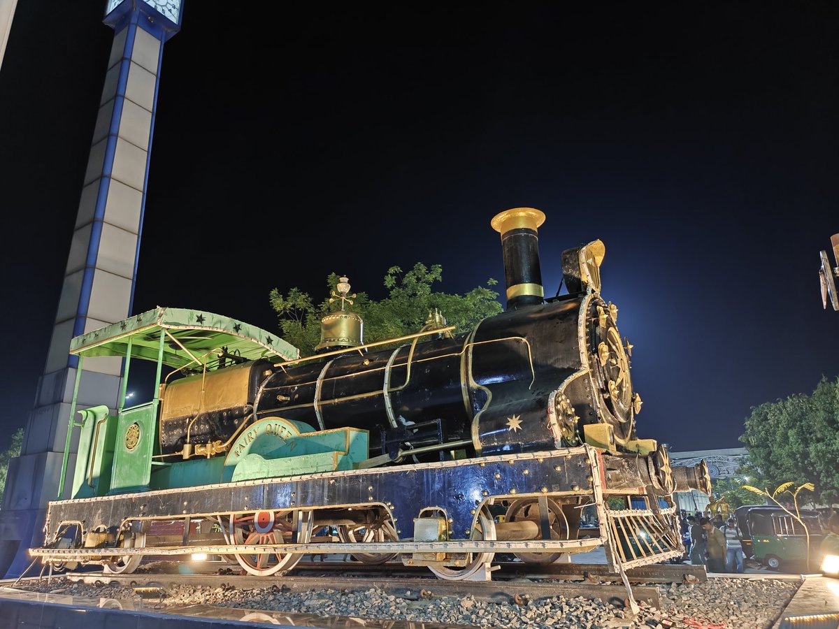JharkhandRail's tweet photo. Guess which station has this vintage locomotive🚂 at the entrance.

Hint: Station is under South Coast Railway (SCR) Zone

#IndianRailways #Trivia #RailTrivia #IndianRailwayTrivia #Travel #RailTravel #India https://t.co/zDpTEXThjI
