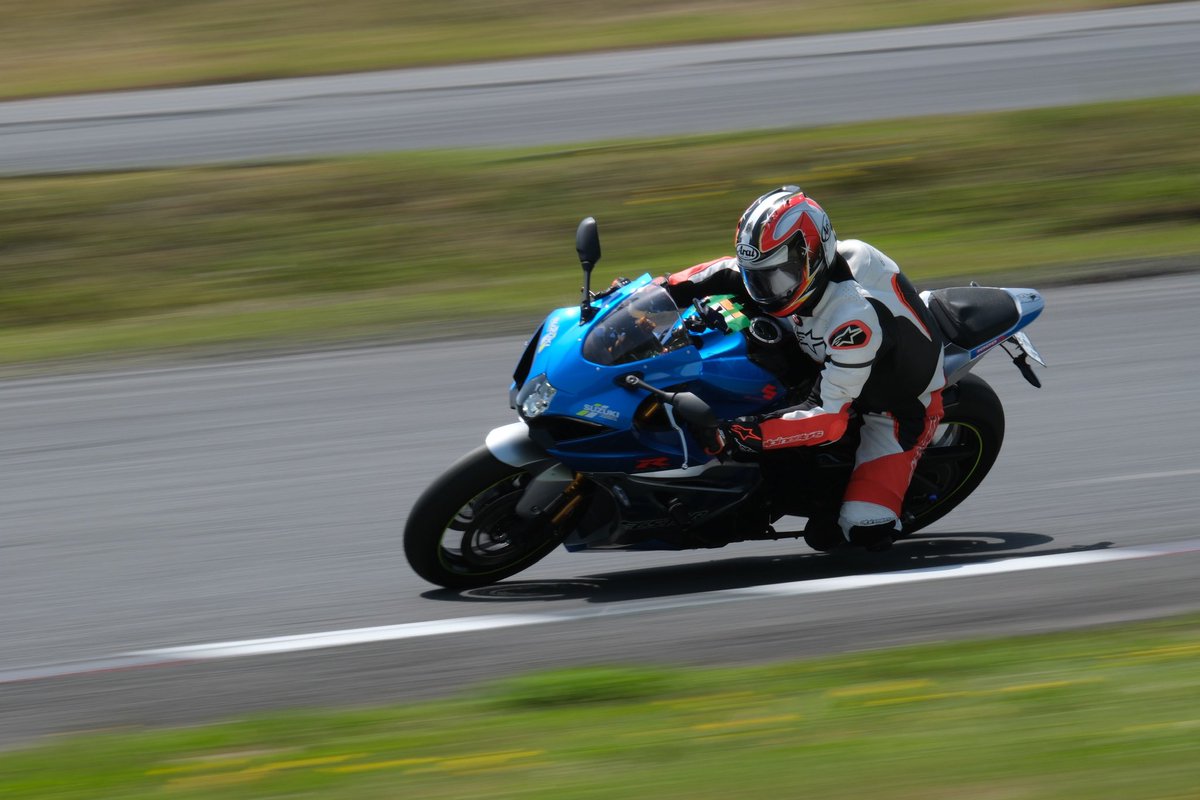 Nm410graph's tweet photo. 4月14日朝練でのお写真Googleフォトにアップしました。
ご自由に保存してお使いください。
https://t.co/ee2Rypwq4m https://t.co/Vs82pcsnfG