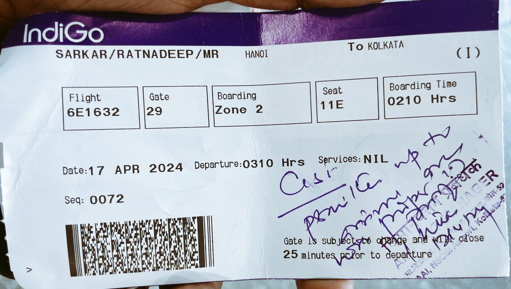garygarfield's tweet photo. @CISFHQrs A huge thanks to CISF Vigilance &amp; CCTV Team @aaikolairport for their swift &amp; effective assistance in helping me locate my lost luggage/passport on arrival for flight 6E1632. Their dedication and professionalism are truly commendable. #Thankful #CISF #LostLuggage #FOUND https://t.co/ip8i8ccJkR