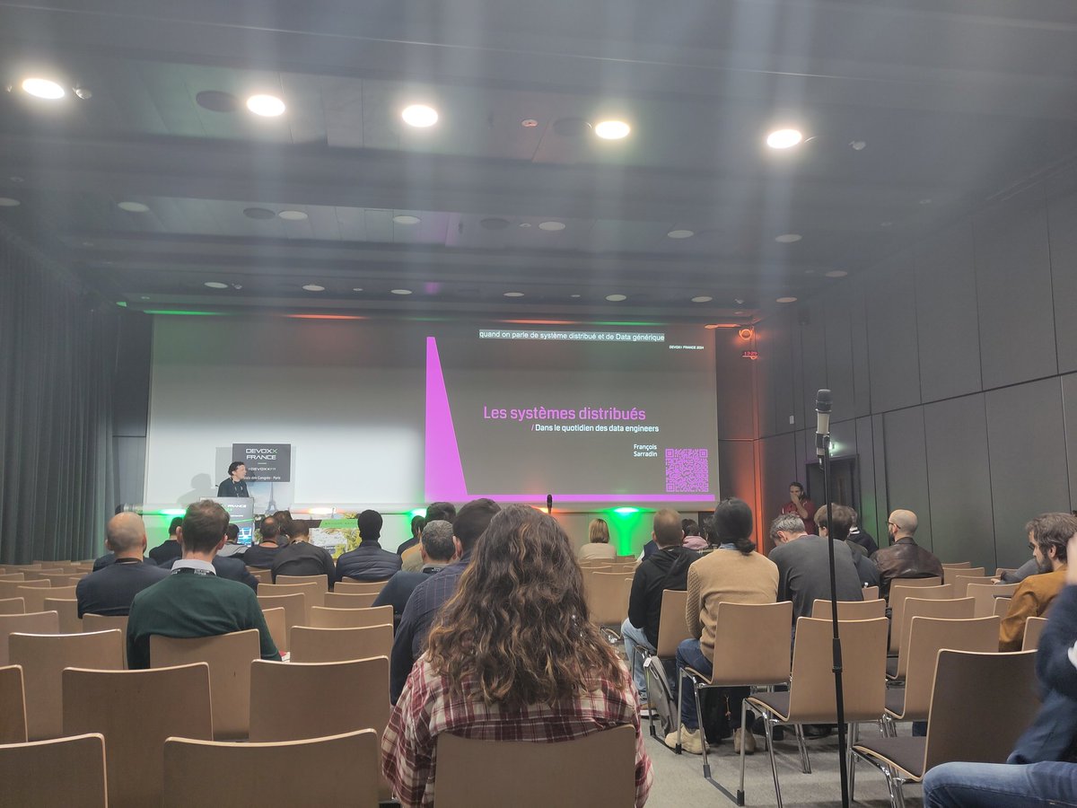 Et c'est parti pour un deep dive à propos des systèmes distribués #devoxx 🍿