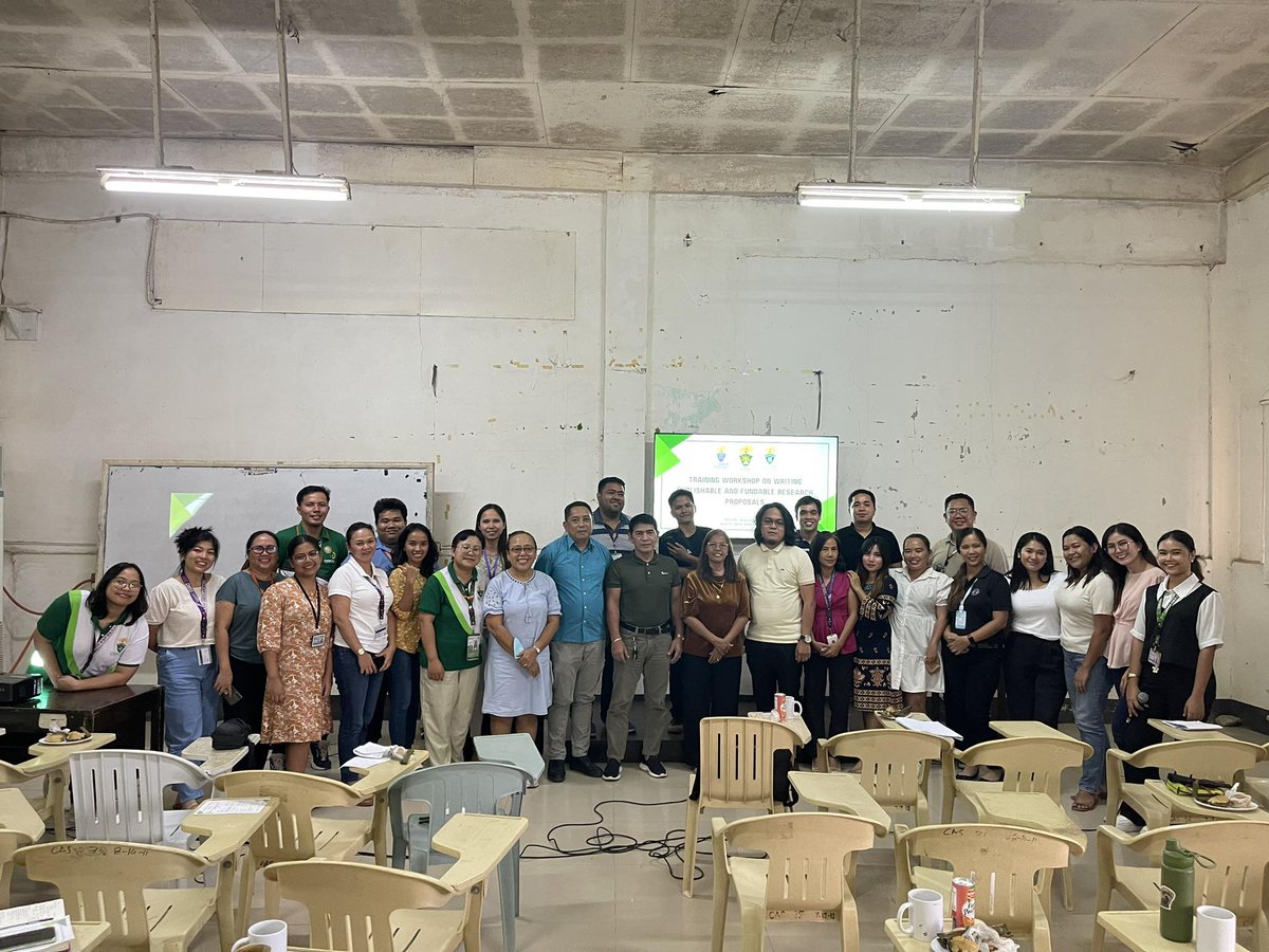 Training Workshop on Publishable and Fundable Research Proposals 💚🙌
with Dr. Junrie B.  Matias- OIC Director, CSU Research Publication and Development Office