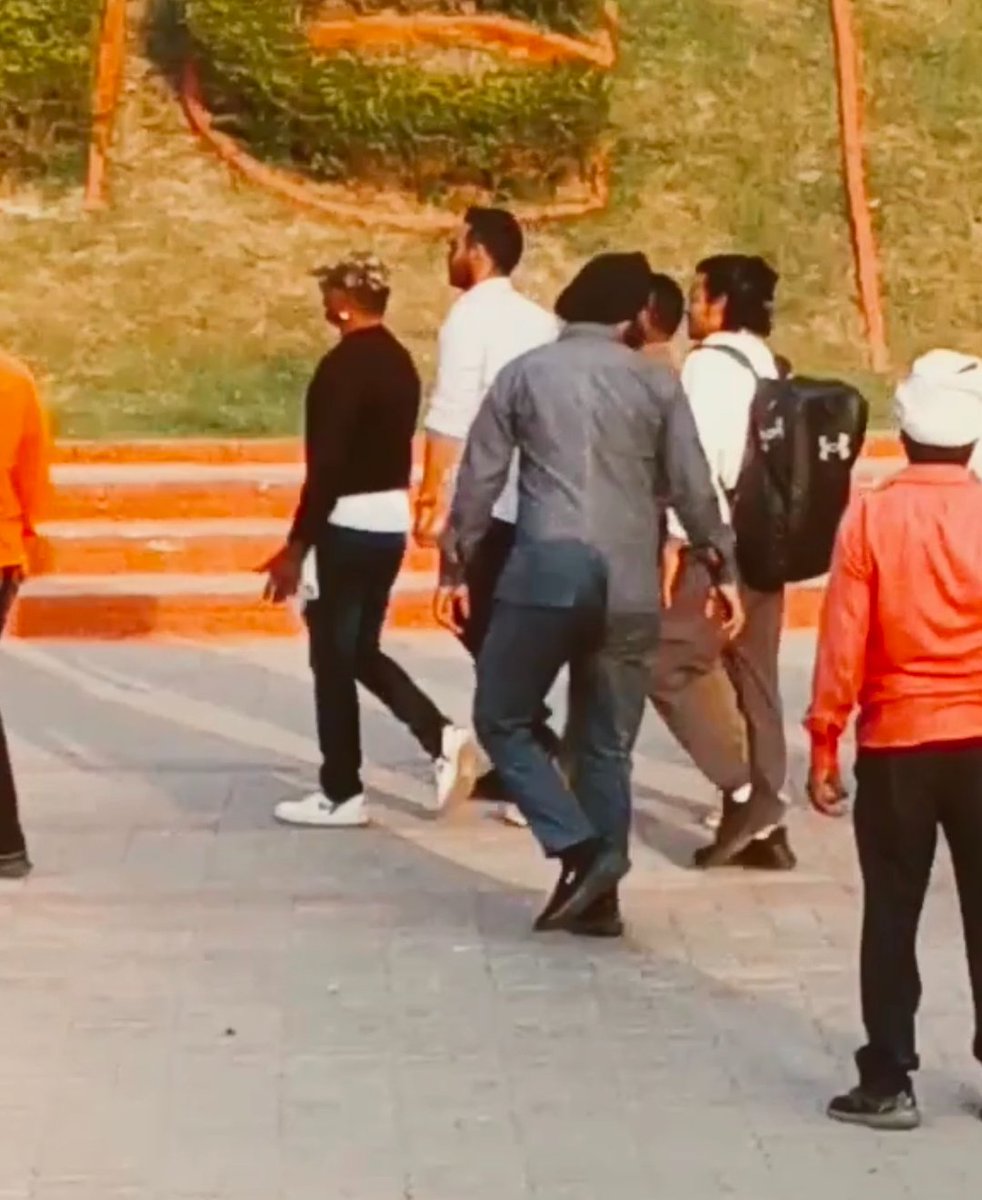 #Raid2 shooting pictures from Lucknow.

 #AjayDevgn as IRS officer 🔥