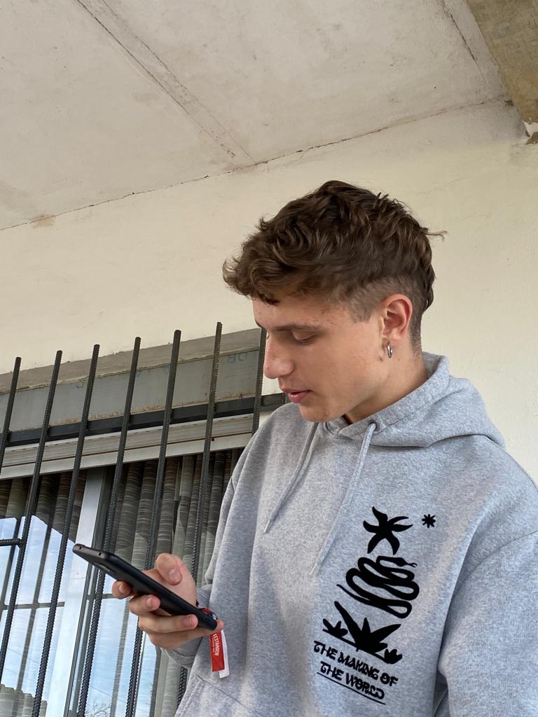 el julo tio👍 tweet media